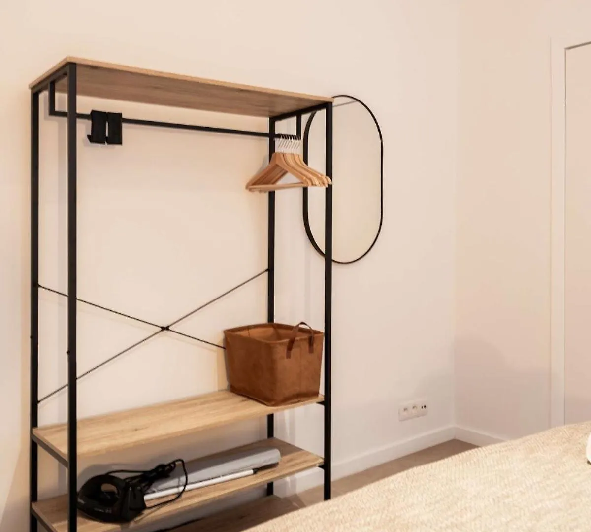 Modern 6-Guest Apartment In Central Antwerp