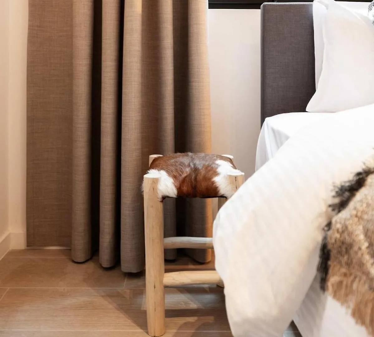 Modern 6-Guest Apartment In Central Antwerp Belgium
