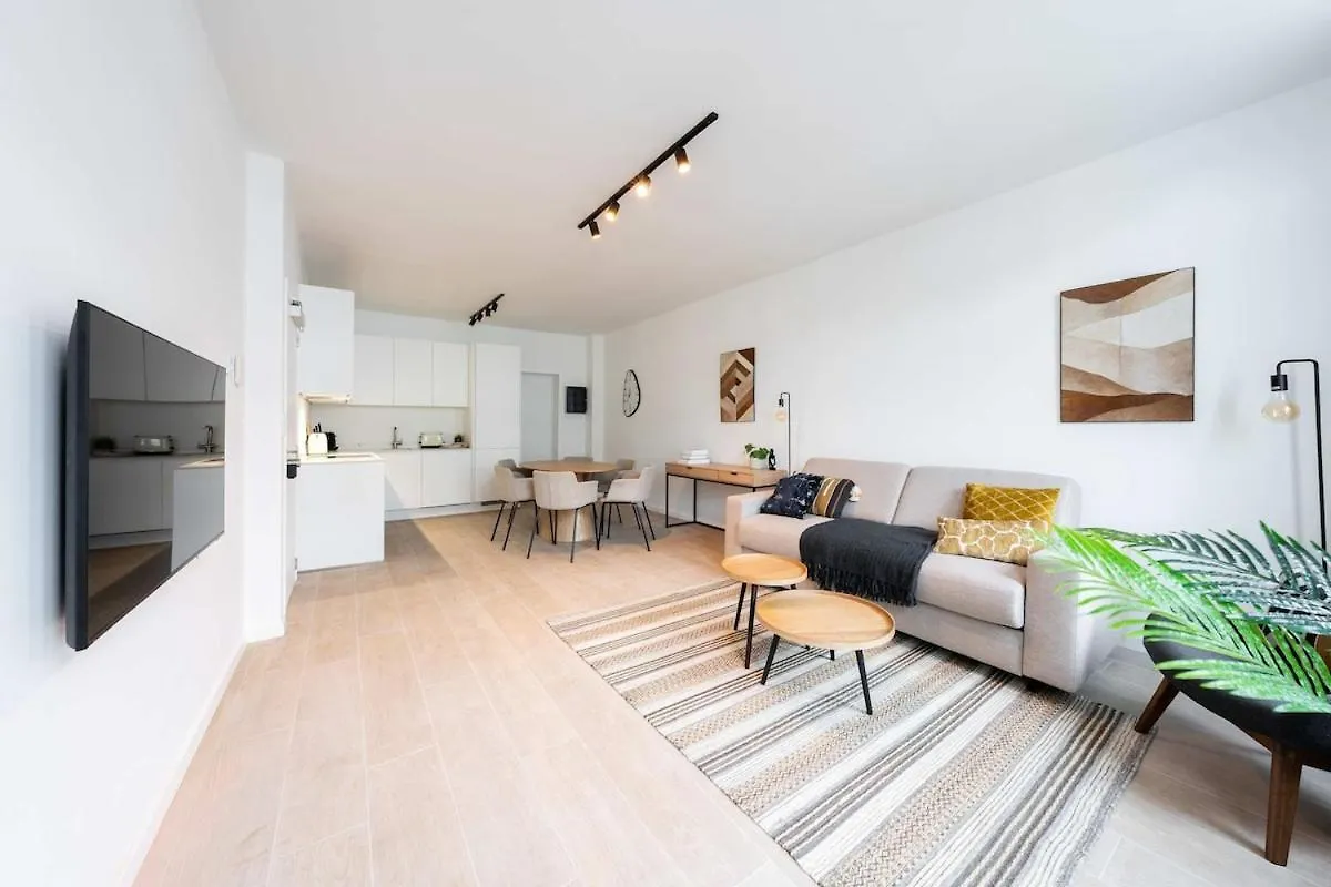 Modern 6-Guest Apartment In Central Antwerp